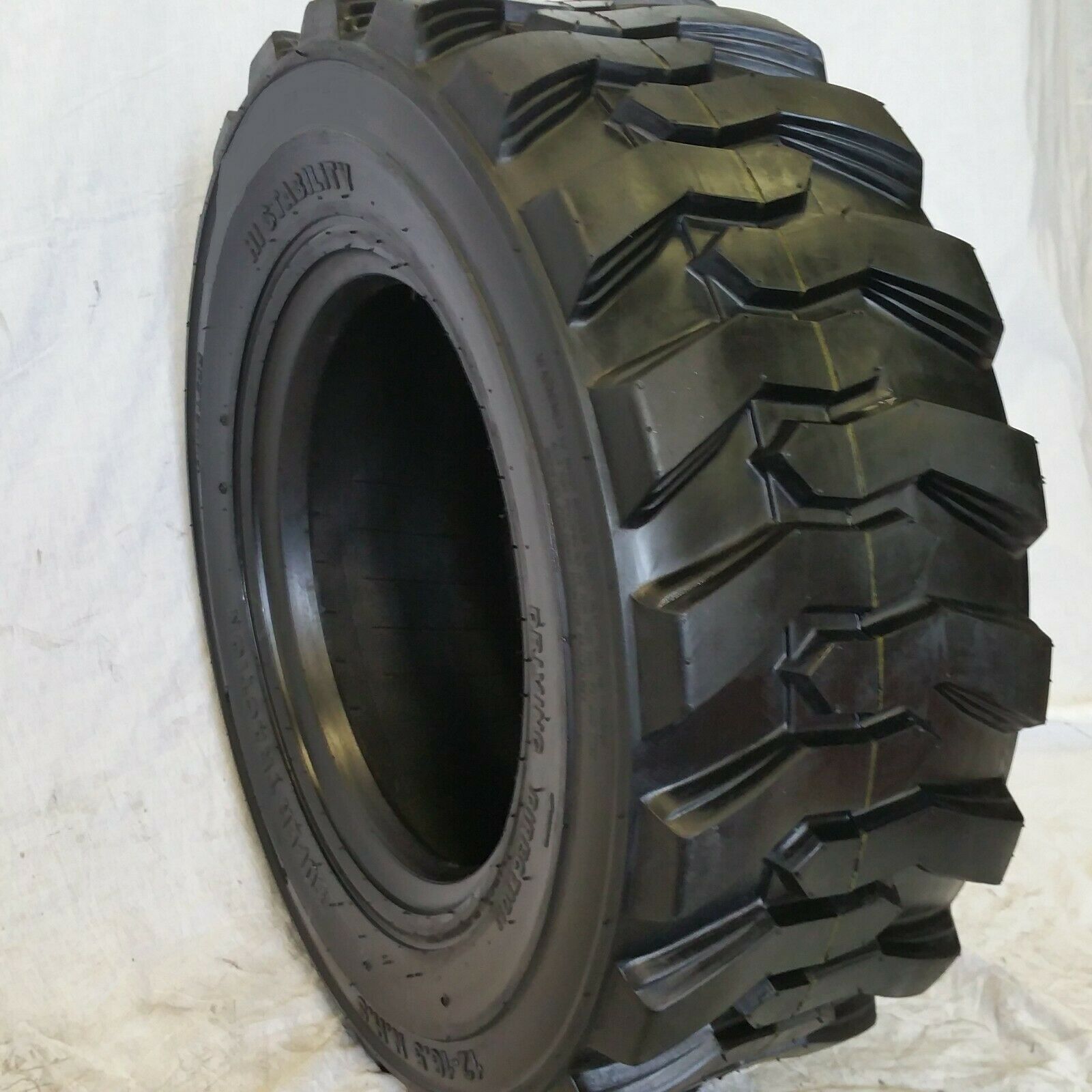 10-16.5, 10x16.5 (1-tire) 14 Ply Skid Steer Road Crew Sks Tires 10165